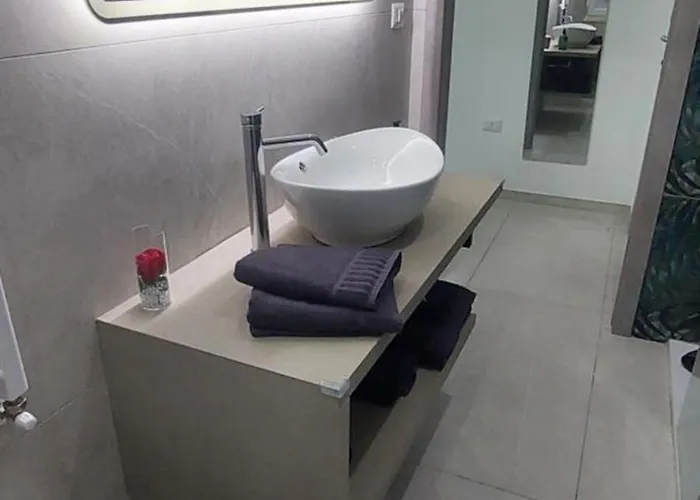 بيت ضيافة La Pilozza غالّيبولي