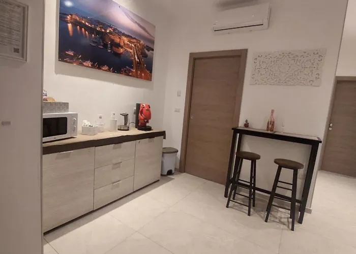 La Pilozza بيت ضيافة غالّيبولي